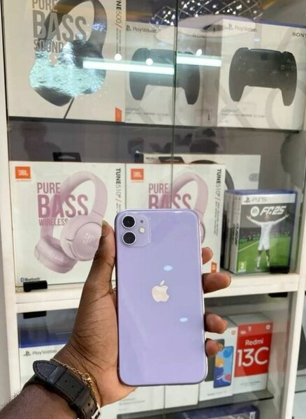 iPhone 11 Violet 64 Go