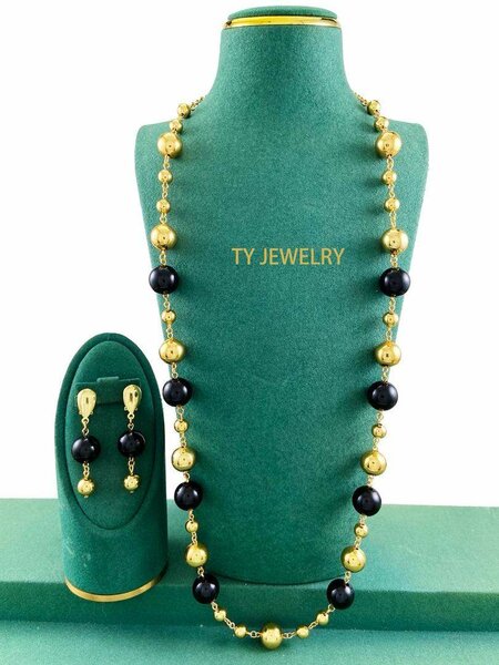 Collier et Boucles d'Oreilles TY