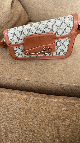 Sac bandoulière élégant