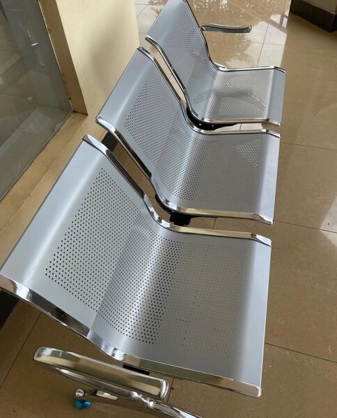 3 SEATER WAITING CHAIR
