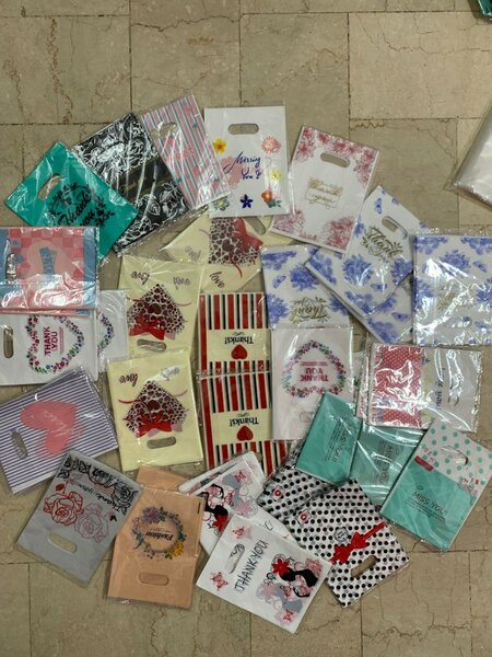 Sacs cadeaux en plastique