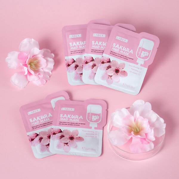 Sakura mud mask