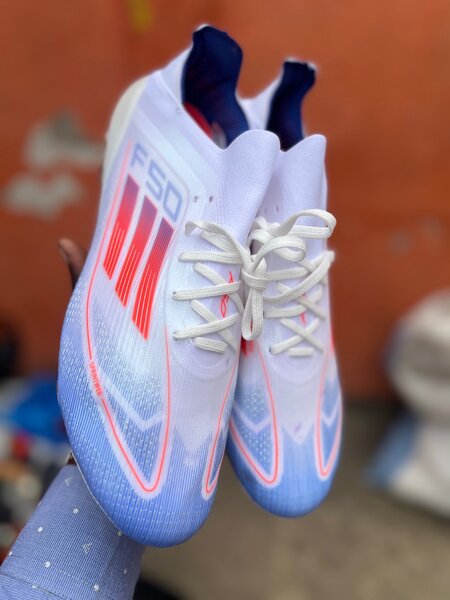 Chaussures de Sport Légères F50