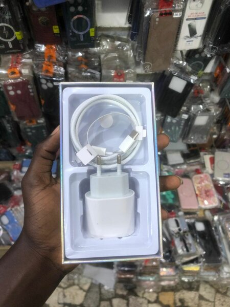 Adaptateur USB-C 35W avec câble