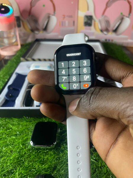 Montre connectée multifonction