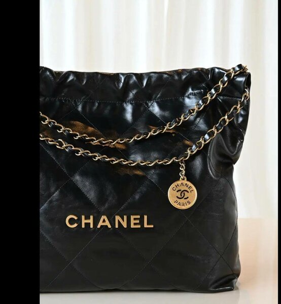Sac CHANEL en coffret