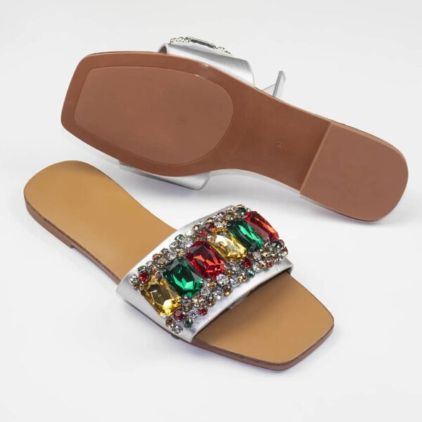 Sandales ornées bijoux femme