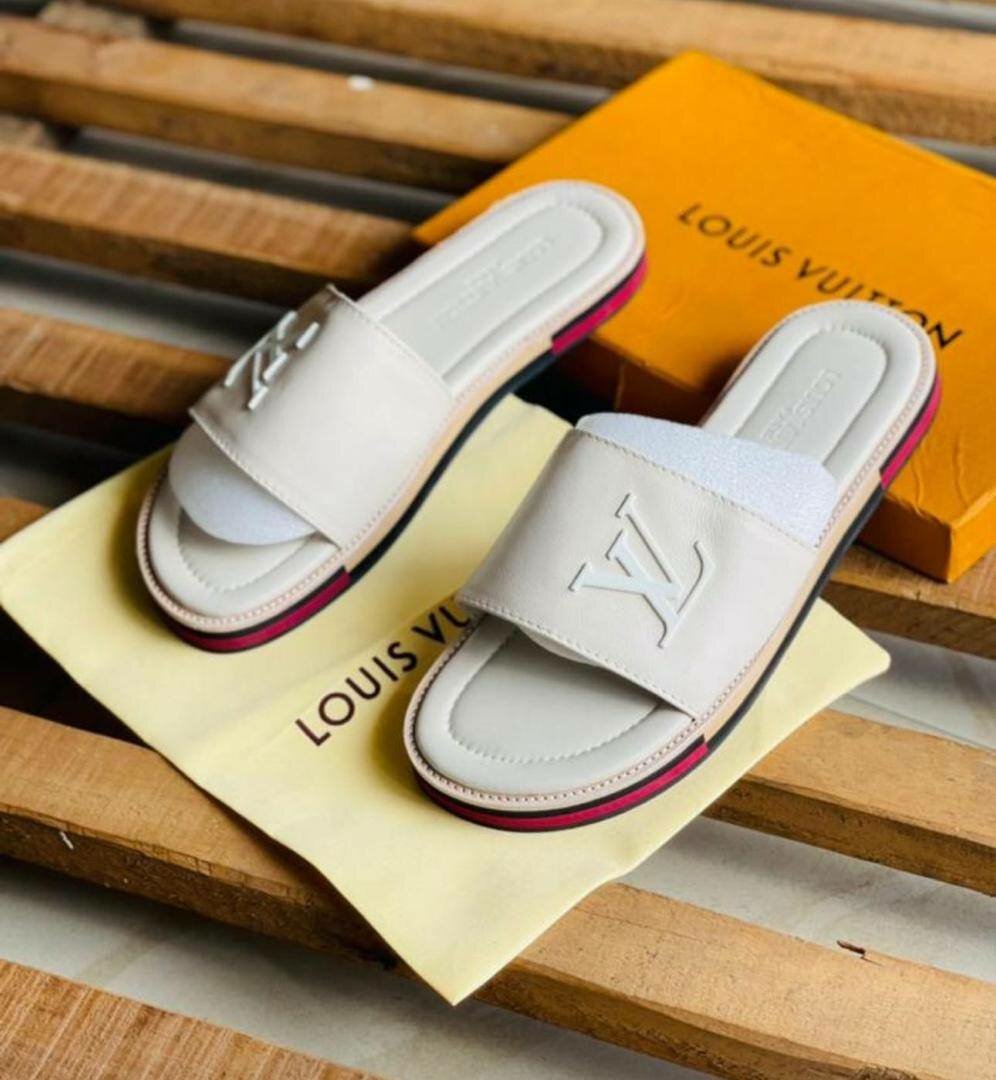 Louis Vuitton Slippers