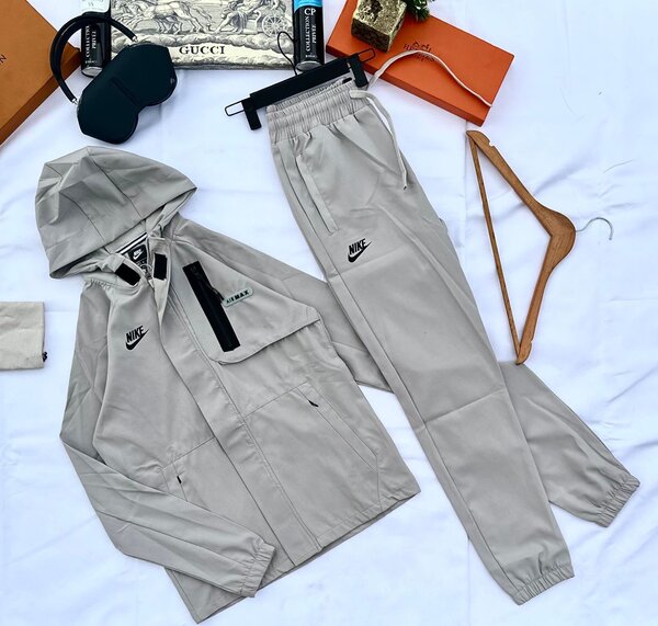 Vêtements de sport tendance homme