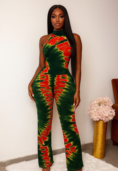 Combinaison élégante dos nu