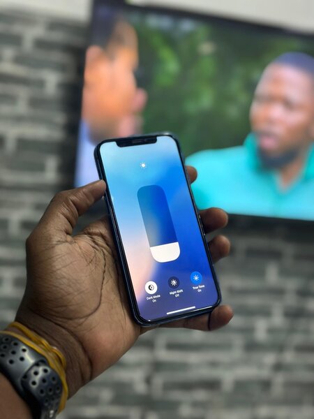 iPhone 12 64GB NO FACE