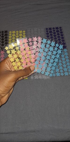 Autocollants étoiles colorés