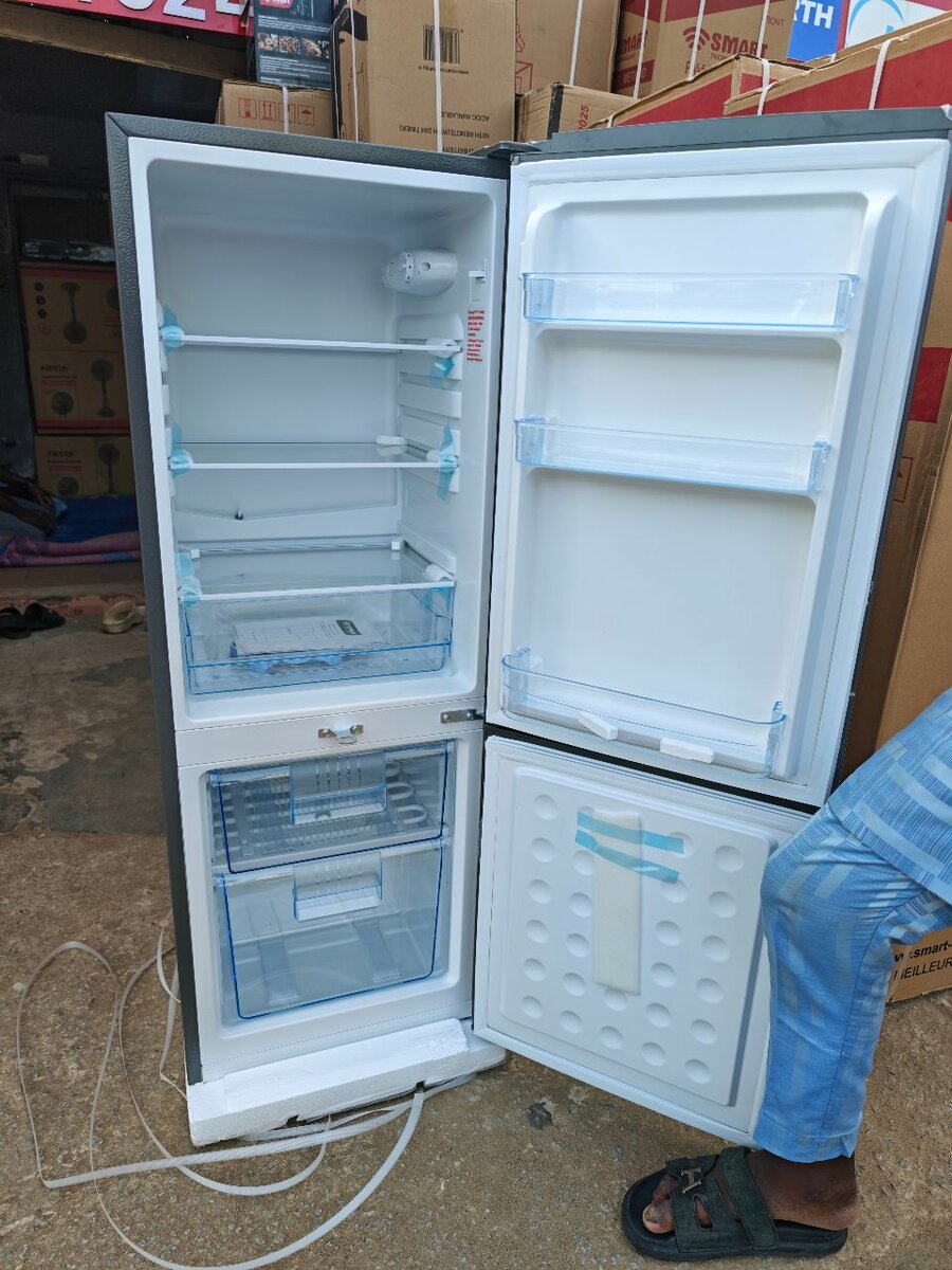 Réfrigérateur smart 136 litre