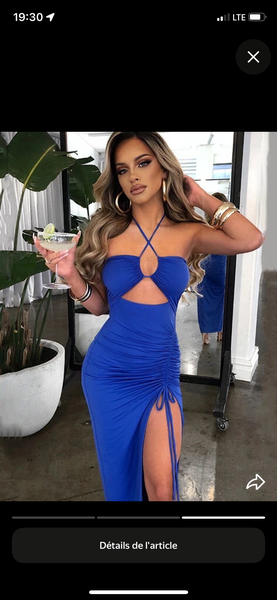 Robe longue bleue élégante