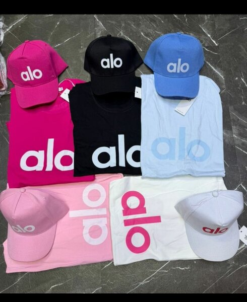 Ensemble t-shirt et casquette