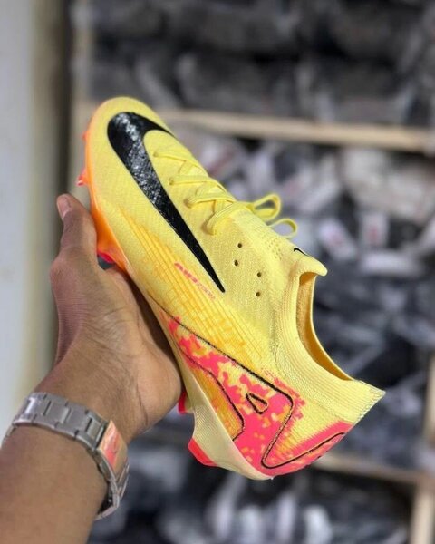 Chaussures de foot Nike homme