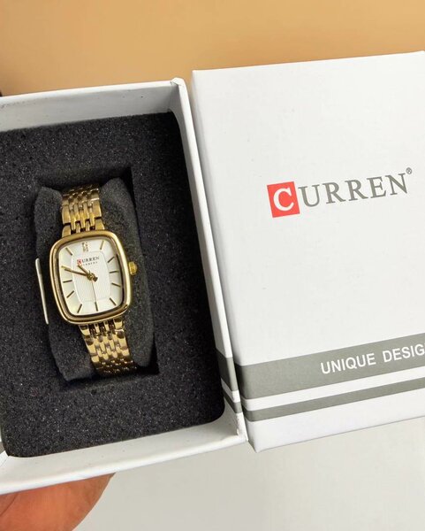 Montre Femme Curren Luxe Doré