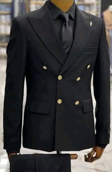 Costume élégant pour hommes