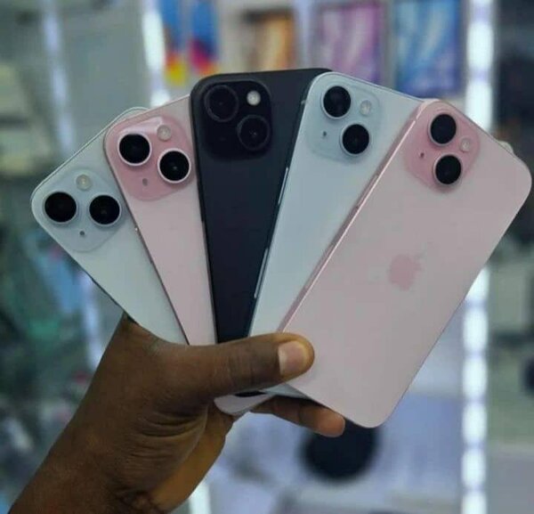 iPhone 13 - Design Moderne