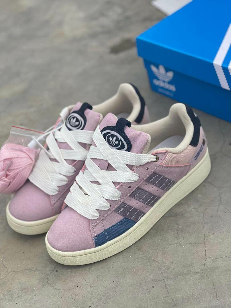 Sneakers roses Adidas Campus