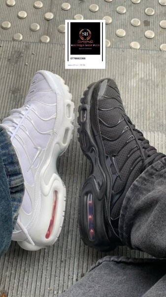 Basket Nike tn authentique avec sa boîte