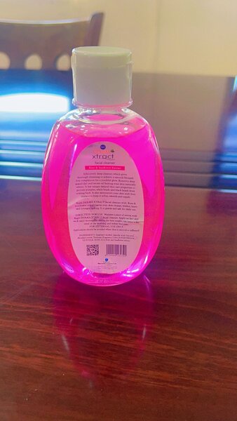 Facial cleanser Rose & sunflower extract