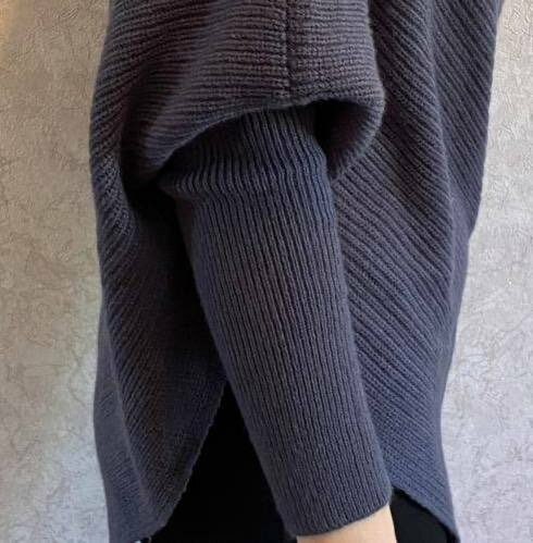 Свитер-пончо