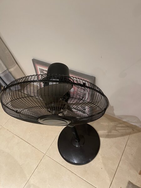 Ventilateur sur pied réglable