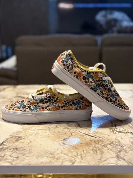 Vans femme motif léopard floral