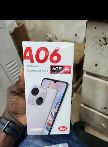 Téléphone itel A406 6GB RAM 64GB ROM