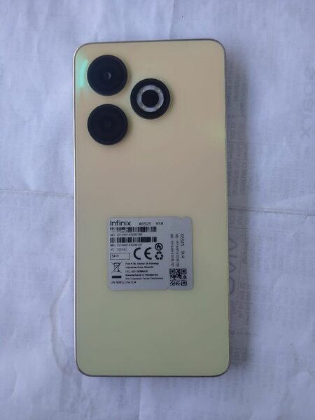 Infinix Smart 8 (4GB/64GB)