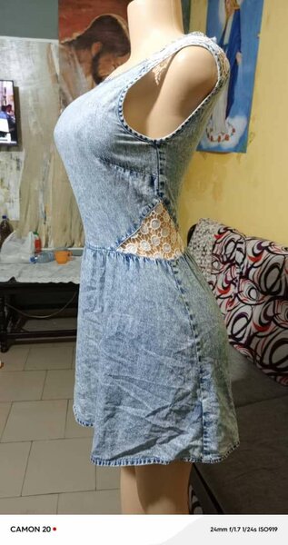 Robe élégante avec détails