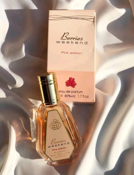 Berries weekend perfume