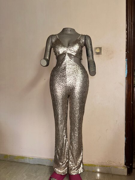Combinaison à paillettes chic