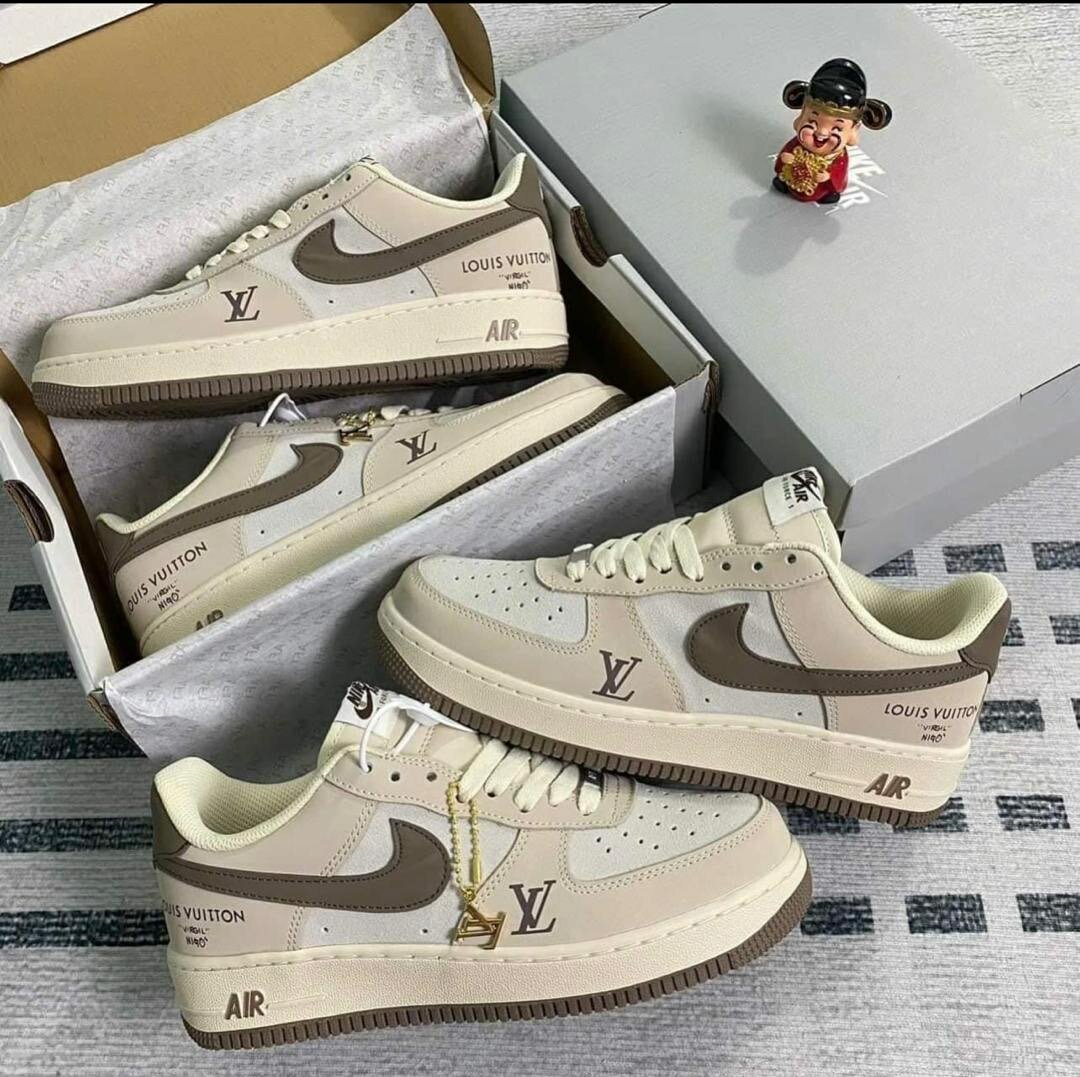 LOUIS VUITTON AIRFORCE