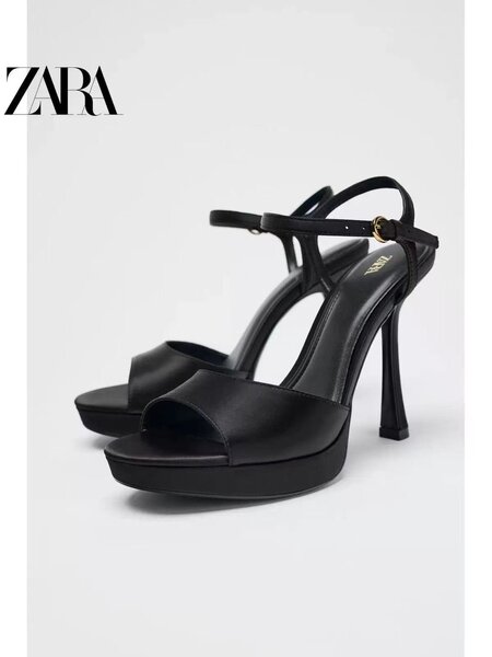 Sandales à talons Zara