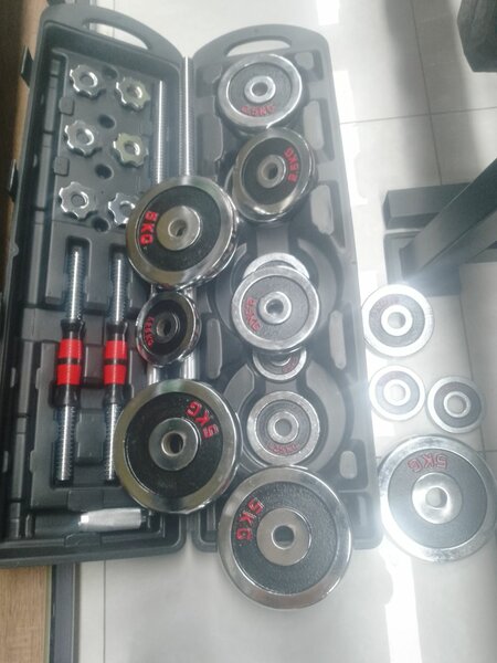 Ensemble Haltères et Barre 50kg