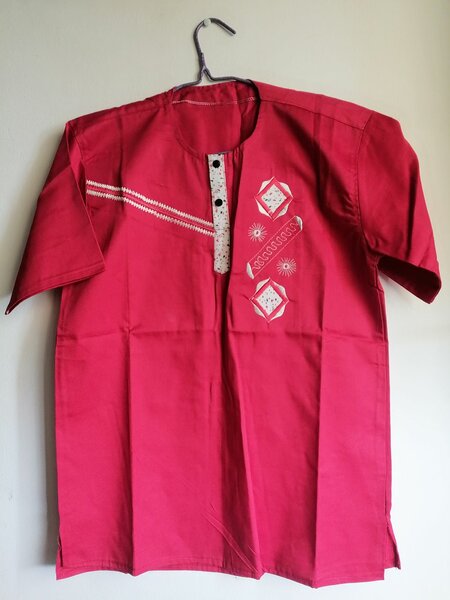 Chemise rouge homme brodée