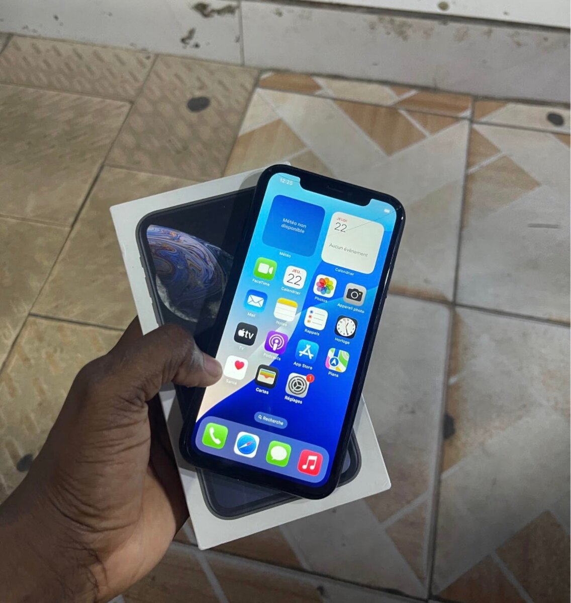 iPhone XR Noir - Téléphone Apple Reconditionné