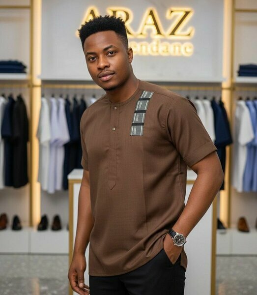 Tunique courte marron homme