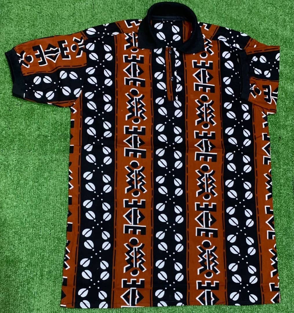 Chemise à motifs ethniques