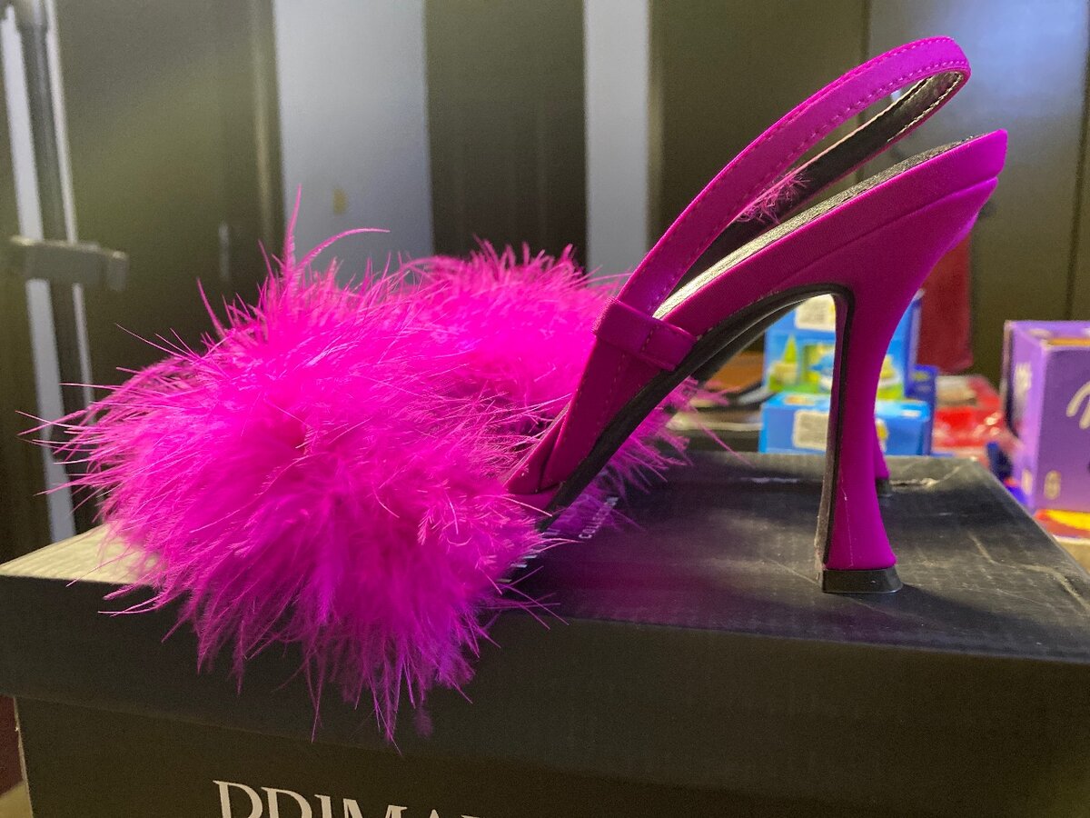 Mules à Plumes Fuchsia Élégantes