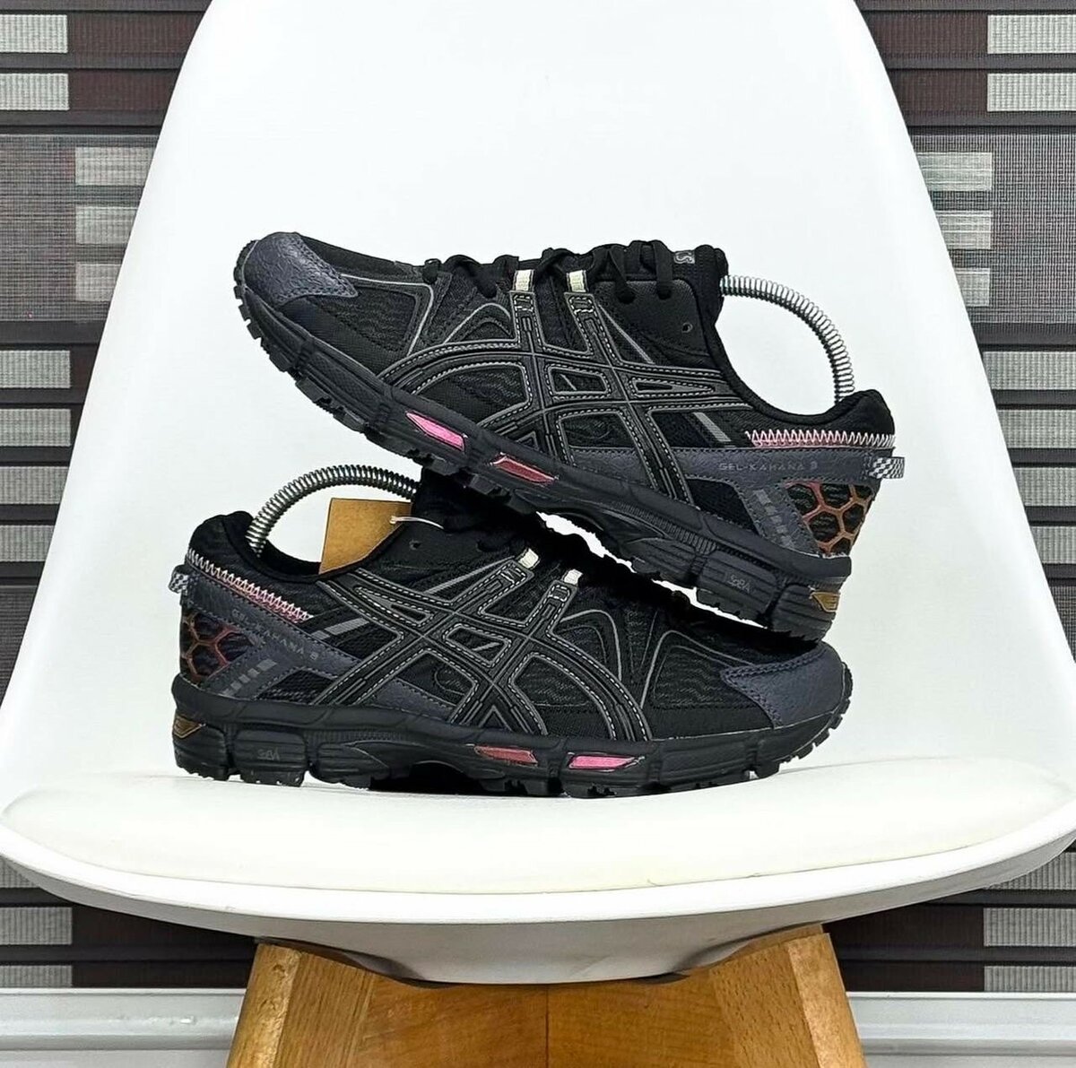 ASICS SNEAKER