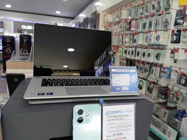 Infinix zerobook,