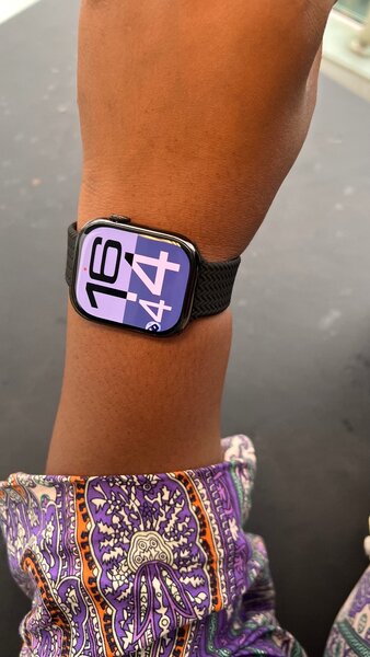 Montre Connectée Élégante