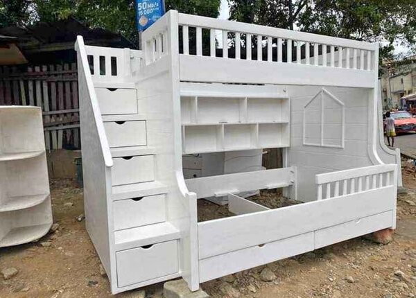 Lit superposé en bois