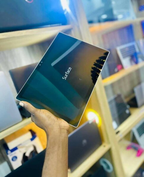 Microsoft Surface Pro 5