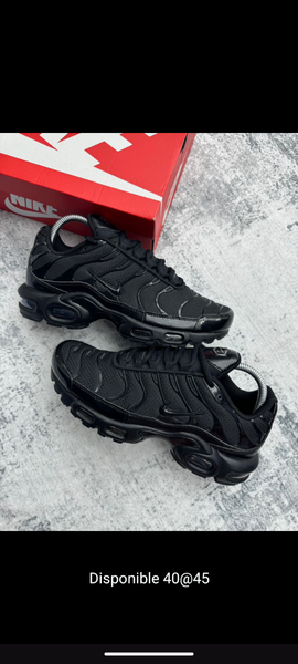 Baskets noires homme tendance