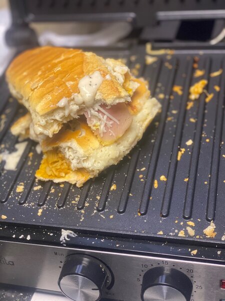 Panini au fromage jambon viand