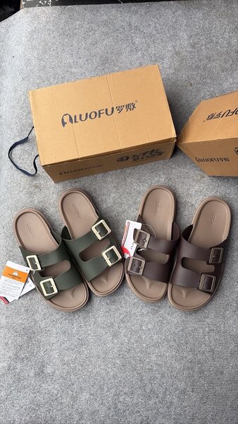 Sandales confort avec boucles